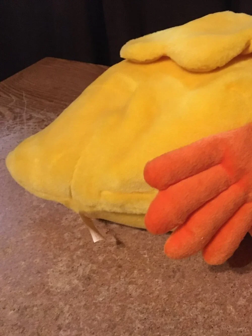 QUACKING TALKING EASTER DUCK PLUSH PLAYS HERE COMES PETER COTTONTAIL WORKING
